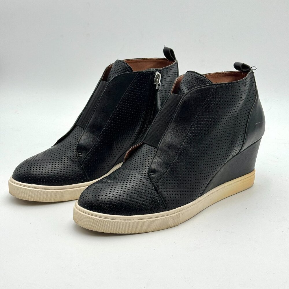 Linea Paolo Perforated Wedge Booties Black Leather Boots Preppy Minimalist Sz 7